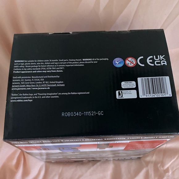 New! Roblox Tower Battles: Zed figure and vehicle - Picture 3 of 3